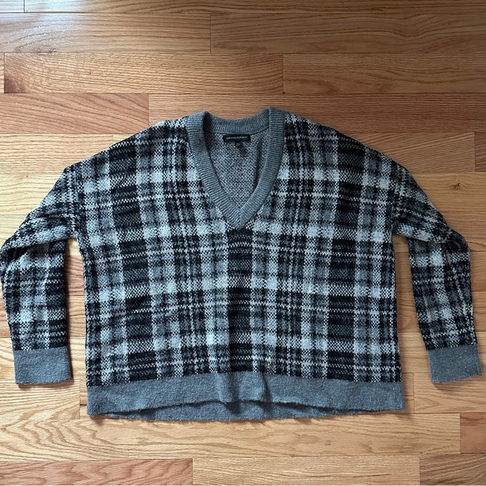 BR Sweater ✨